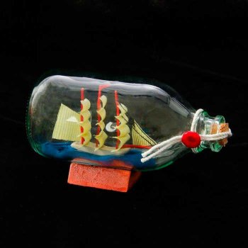 Бутылка с кораблём-призраком — Энциклобогия